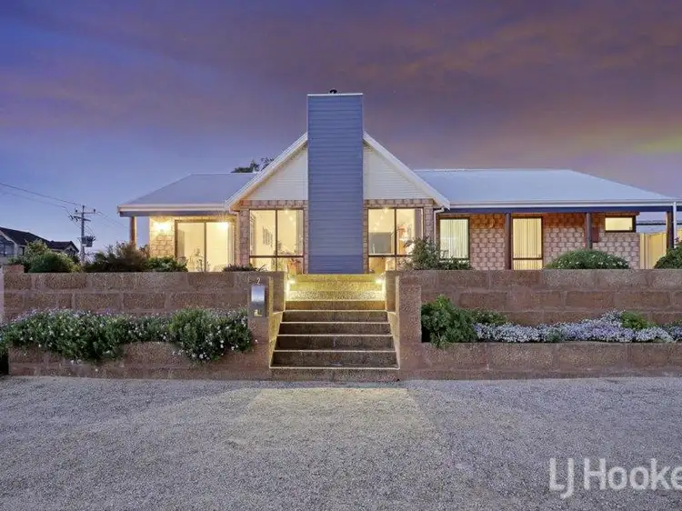 2 Oldham Way, Yanchep WA 6035