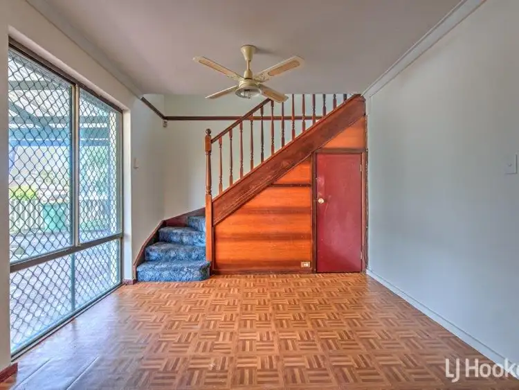 Sixth view of Homely house listing, 2 Delamere Way, Camillo WA 6111