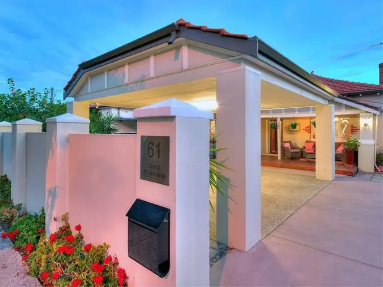 61 Grand Promenade, Bedford WA 6052