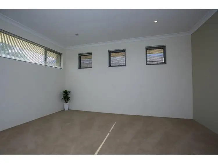 Fifth view of Homely house listing, 5 Essence Bend, Atwell WA 6164