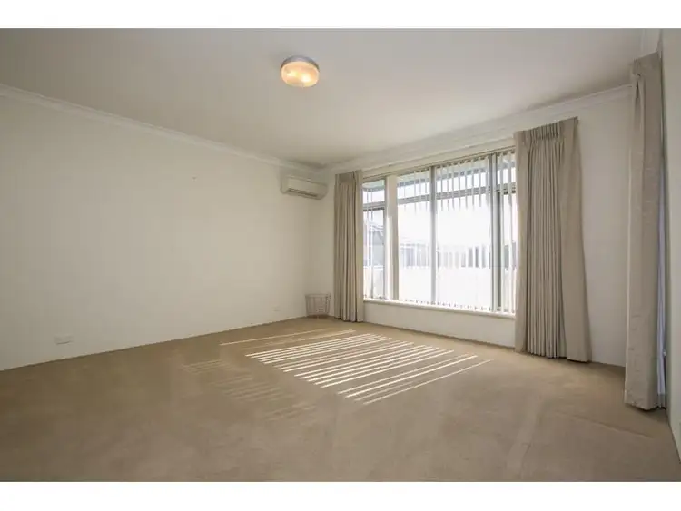 Sixth view of Homely house listing, 5 Essence Bend, Atwell WA 6164