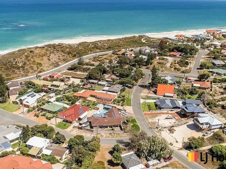 Seventh view of Homely house listing, 15 Chrisp Place, Yanchep WA 6035