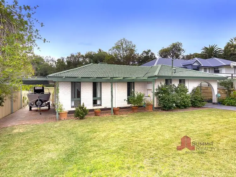 Third view of Homely house listing, 5 Hayward Place, Australind WA 6233