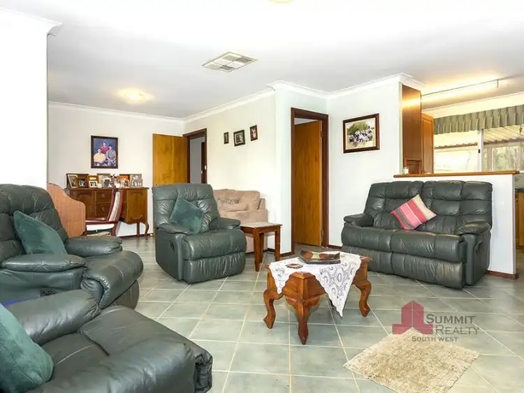 Sixth view of Homely house listing, 5 Hayward Place, Australind WA 6233