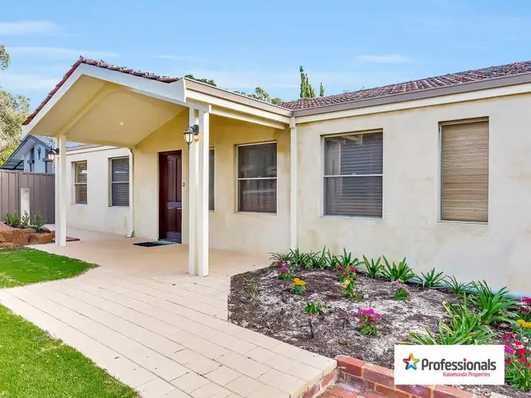 19 Petunia Street, Kalamunda WA 6076