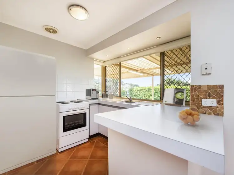 Seventh view of Homely house listing, 8 Ailsa Court, Alexander Heights WA 6064