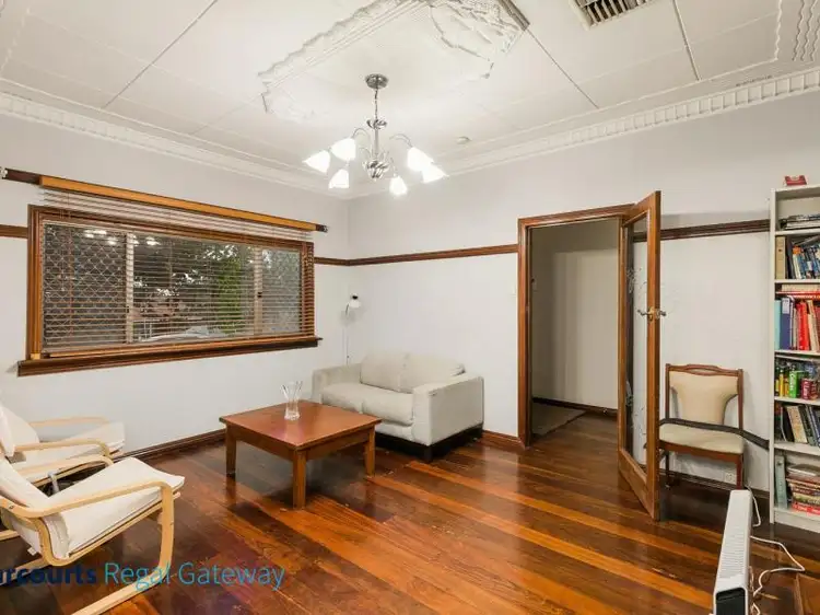 172 Planet Street, Carlisle WA 6101