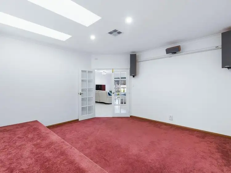 Seventh view of Homely house listing, 15 Longshaw Circuit, Canning Vale WA 6155
