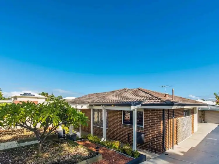 128 Dampier Avenue, Mullaloo WA 6027