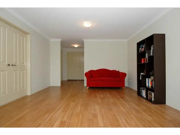 Sixth view of Homely house listing, 10 Yaroomba Place, Clarkson WA 6030
