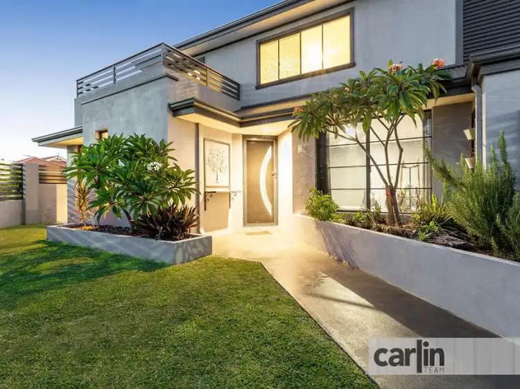 Second view of Homely house listing, 40 Seville Way, Aubin Grove WA 6164