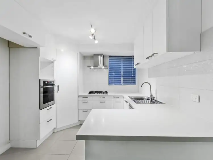Seventh view of Homely house listing, 2/23 Heaton Road, Yokine WA 6060