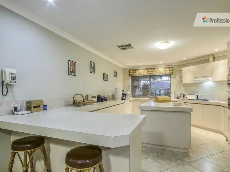 47 Greenough Court, Jane Brook WA 6056