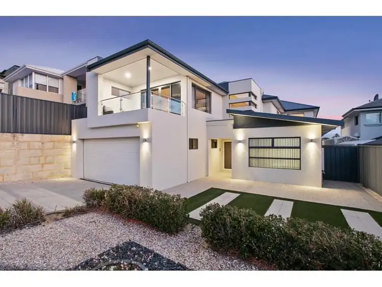 18A Hawkins Avenue, Sorrento WA 6020