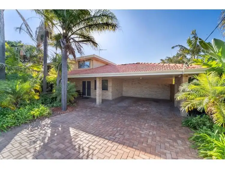 9 Hispano Place, Carine WA 6020