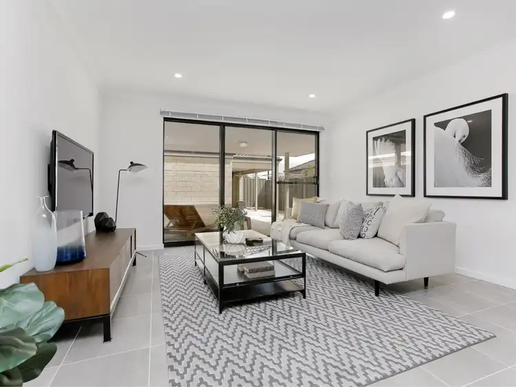 13 Kangaroo Avenue, Kwinana Town Centre WA 6167