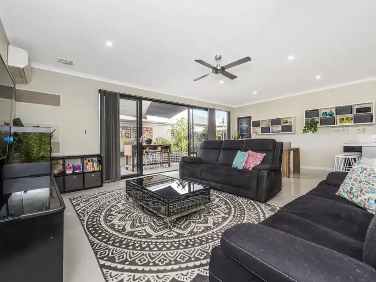 23 Coldstream Pass, Ellenbrook WA 6069