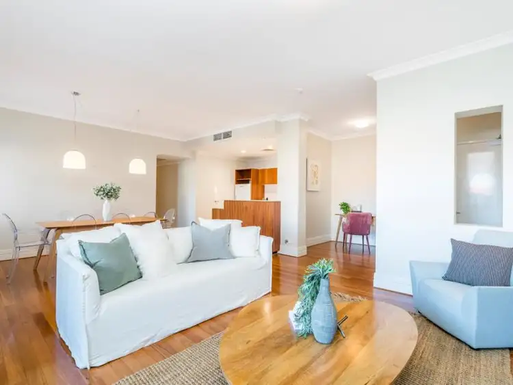 Sixth view of Homely apartment listing, 18/8 Bay Road, Claremont WA 6010