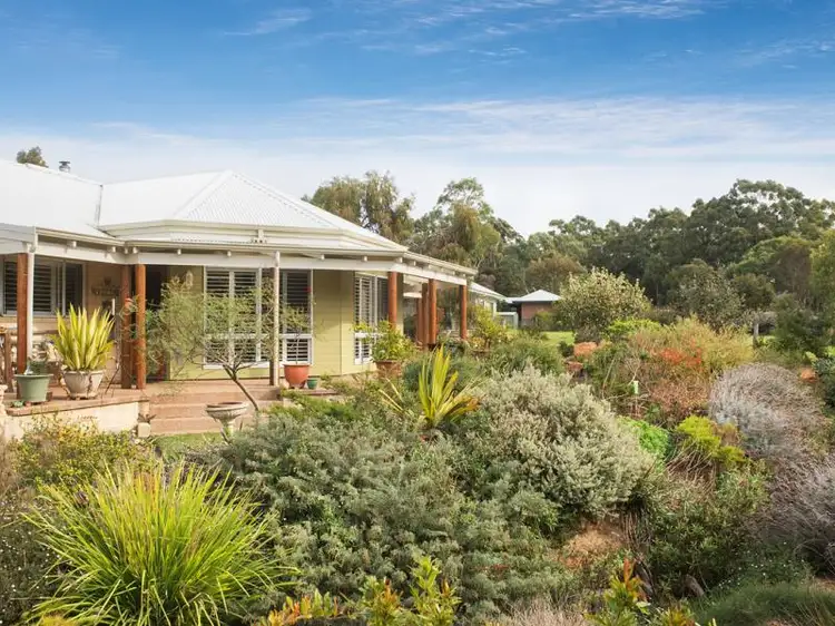 5 Mackay Road, Witchcliffe WA 6286