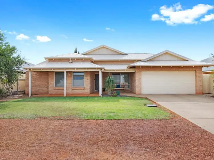 31 Smythe Drive, Broadwood WA 6430