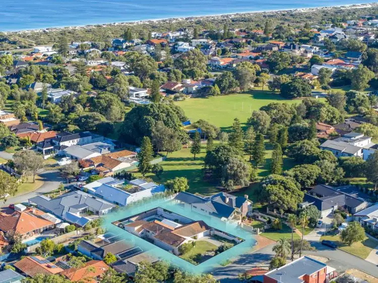 17 Weldon Way, City Beach WA 6015