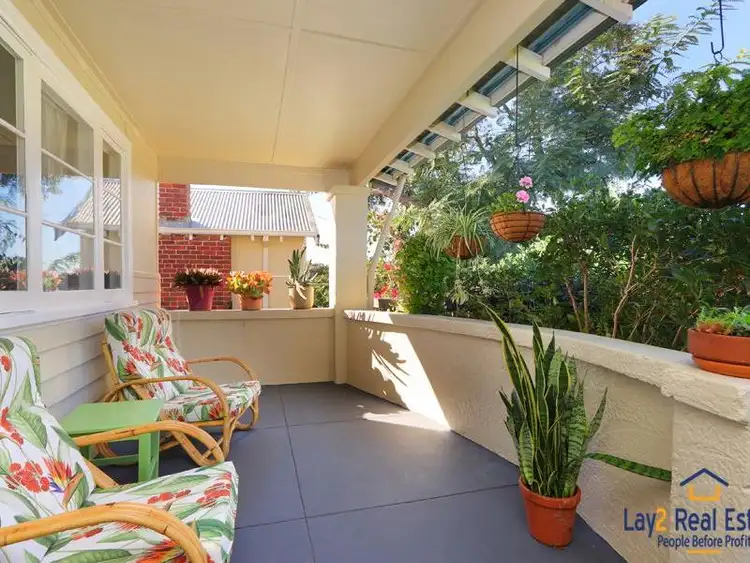 18 Coombe Street, Bayswater WA 6053