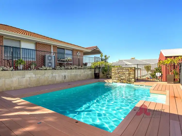 30 Lucretia Street, Eaton WA 6232