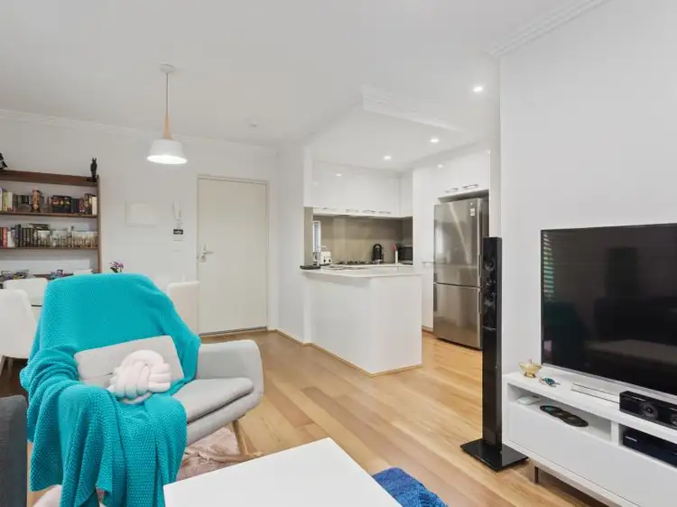 Fifth view of Homely apartment listing, 6/9 Elanora Street, Joondanna WA 6060