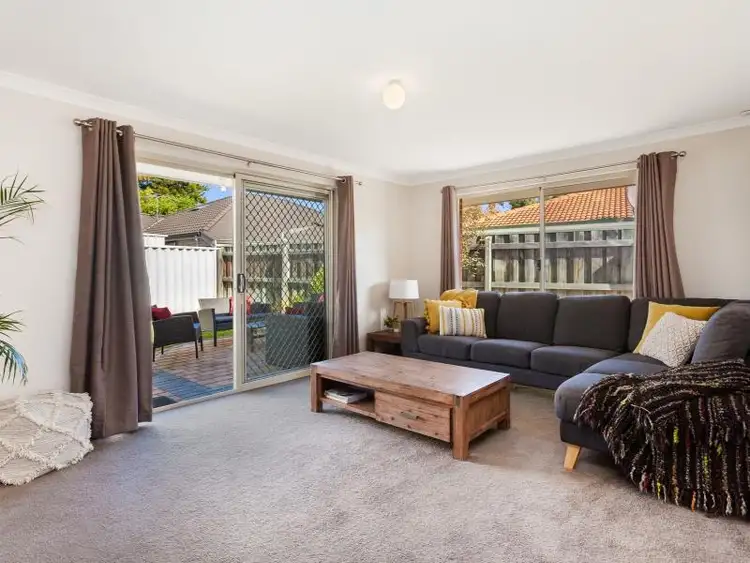 Sixth view of Homely villa listing, 1/10 Flora Avenue, Bayswater WA 6053