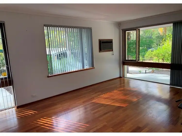 17 National Park Road, Swan View WA 6056