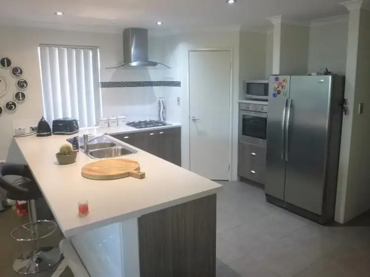 Sixth view of Homely house listing, 21 Sachem Bend, Piara Waters WA 6112