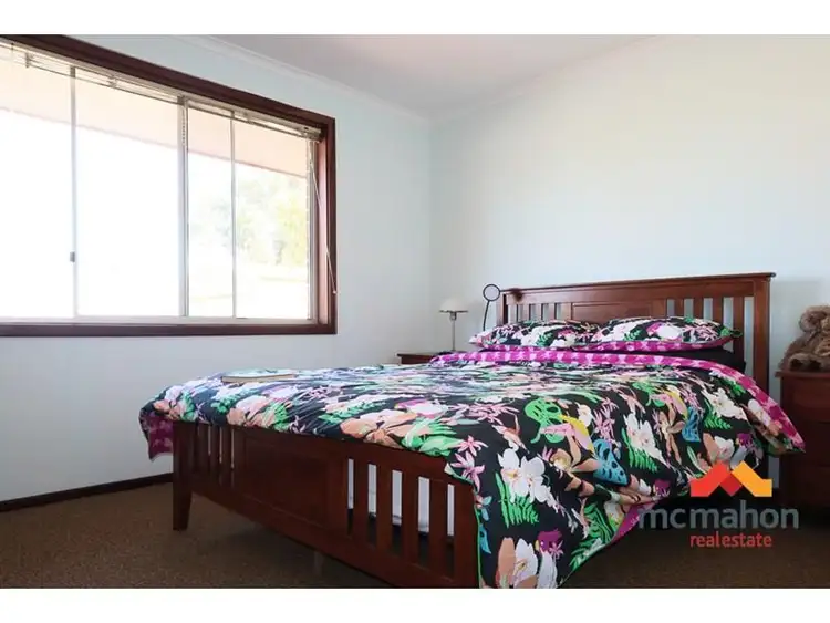 Fifth view of Homely semi-detached listing, 6 Howard Place, Three Springs WA 6519