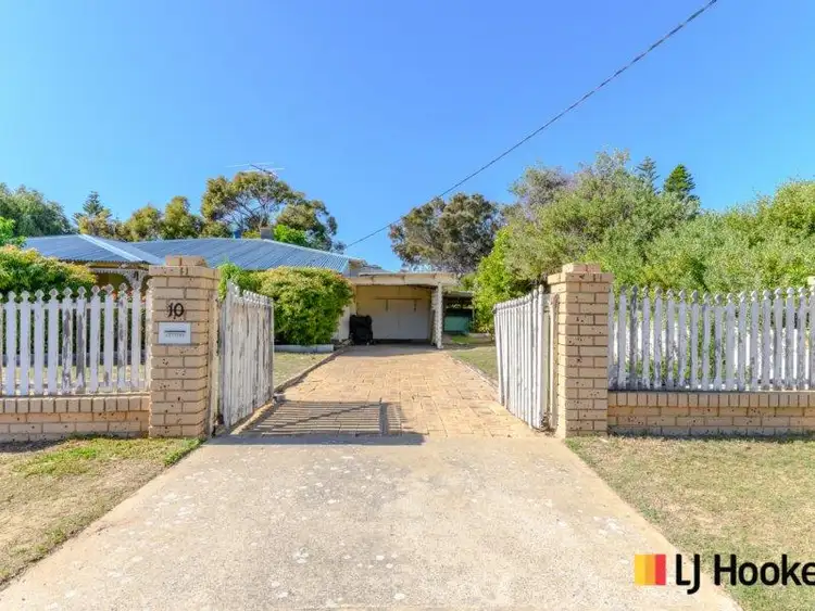 Second view of Homely house listing, 10 Blaxland Avenue, Two Rocks WA 6037
