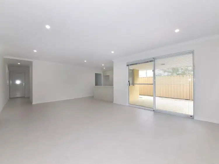Sixth view of Homely house listing, 22 Sunridge Close, Caversham WA 6055