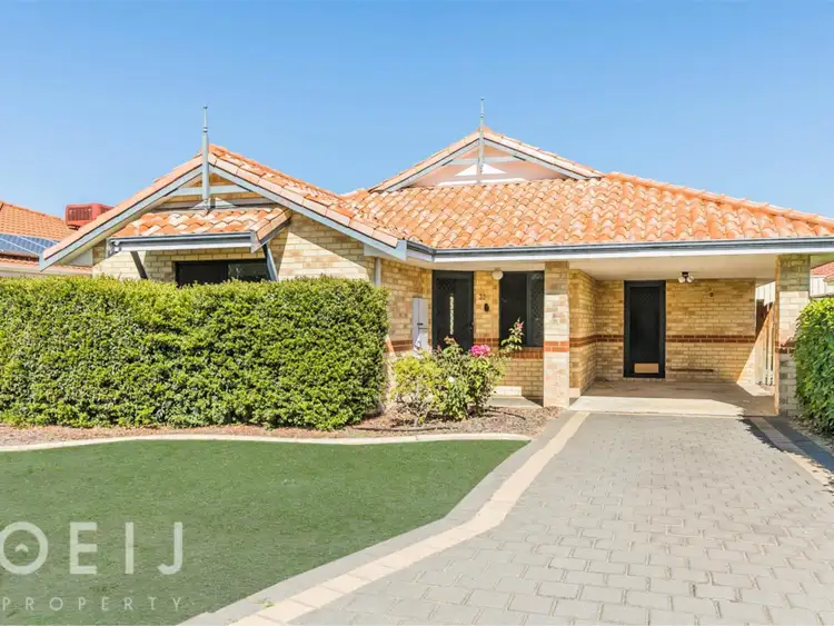 Second view of Homely house listing, 30 Beard Place, Queens Park WA 6107