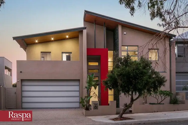 6 Mercator Close, North Coogee WA 6163