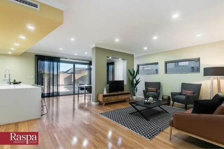 Fifth view of Homely house listing, 6 Mercator Close, North Coogee WA 6163