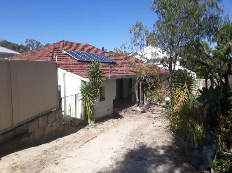 35 Stevens Street, White Gum Valley WA 6162