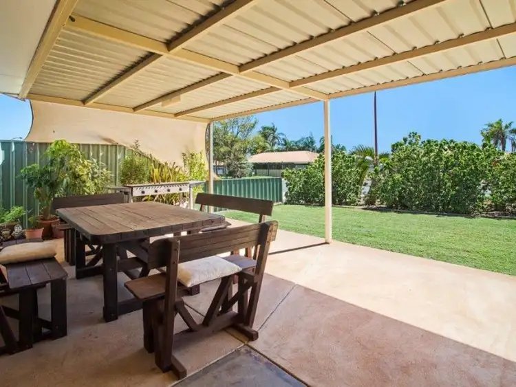 Second view of Homely house listing, 8 Viveash Way, Bulgarra WA 6714