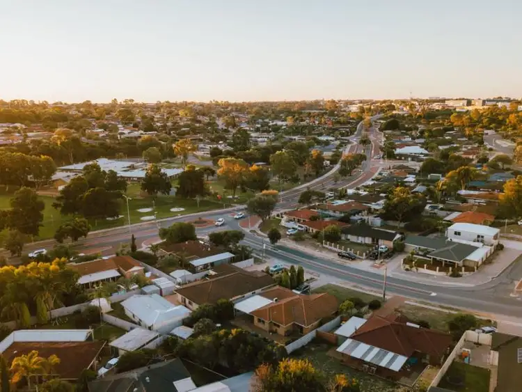 Third view of Homely house listing, 31 Templemore Drive, Heathridge WA 6027