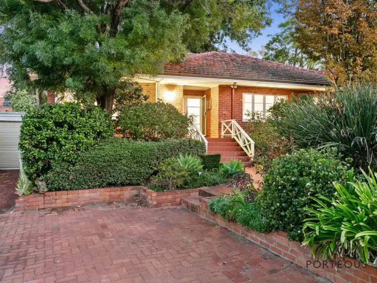 Second view of Homely house listing, 25 Robin Street, Menora WA 6050