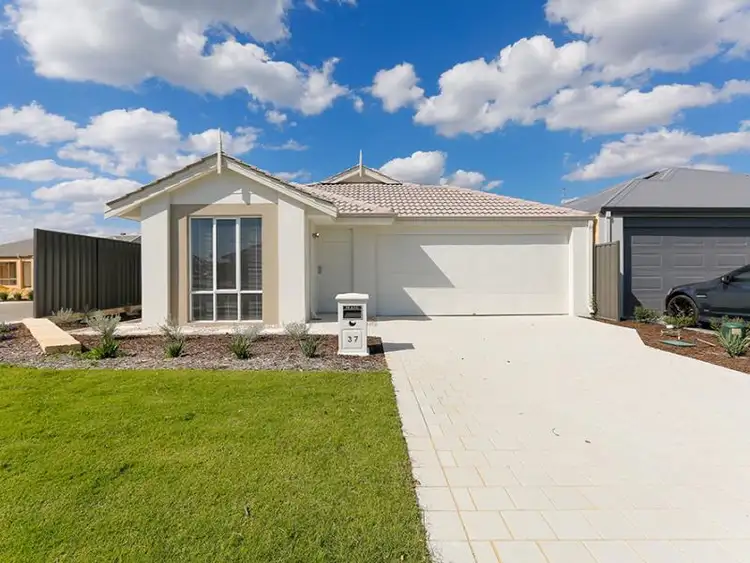 37 Mapleton Drive, Yanchep WA 6035