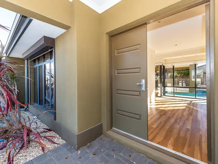 Sixth view of Homely house listing, 7 Beaufortia Turn, Halls Head WA 6210