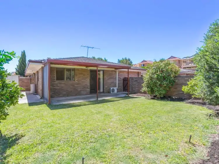 1/11 Kinsella Street, Joondanna WA 6060
