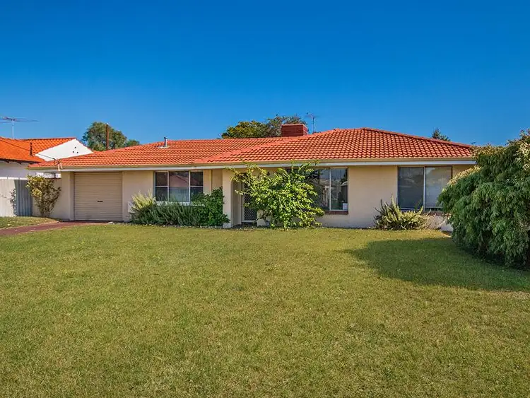 43 Wavelea Street, Safety Bay WA 6169