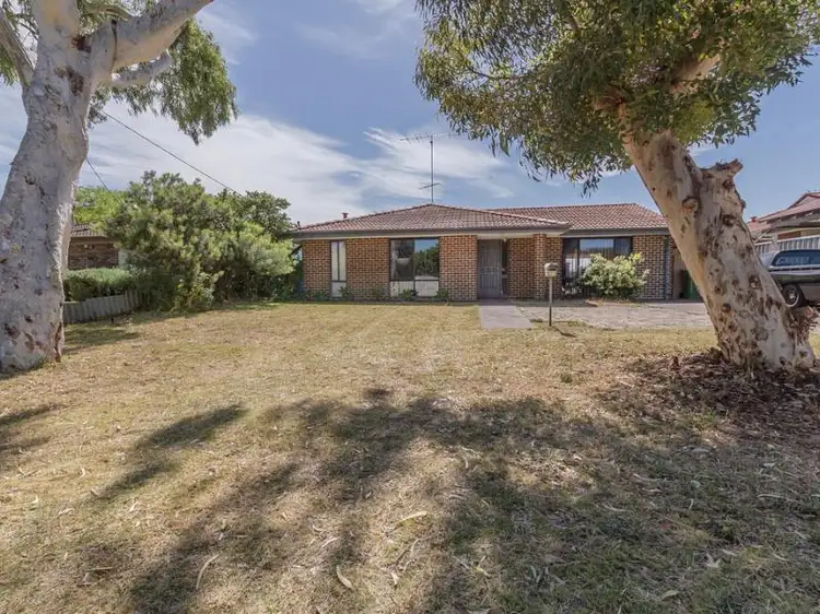 Main view of Homely house listing, 32 Clovelly Way, Warnbro WA 6169