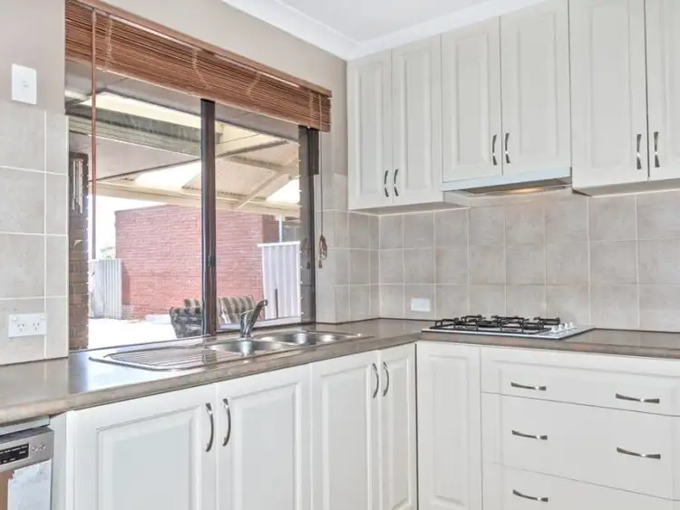 Seventh view of Homely house listing, 32 Clovelly Way, Warnbro WA 6169