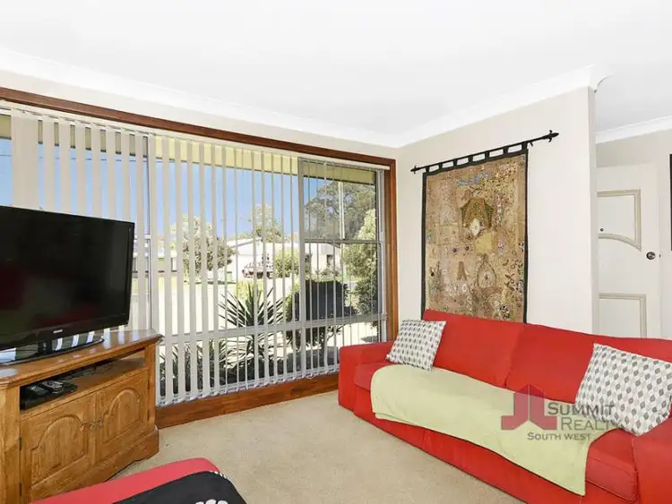 Fourth view of Homely house listing, 6 Gardner Place, South Bunbury WA 6230