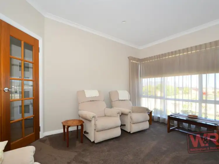 Seventh view of Homely house listing, 50 Hayward Crest, Yakamia WA 6330