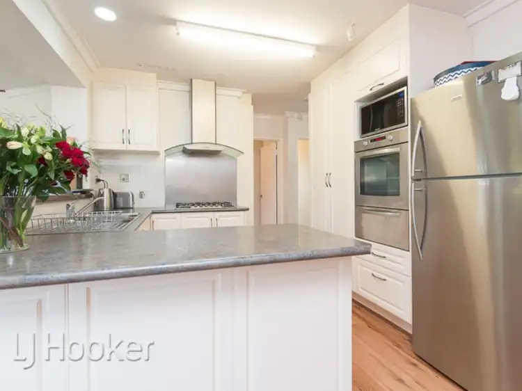 Fifth view of Homely house listing, 33 Brixham Way, Warnbro WA 6169